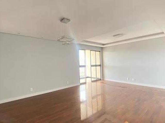 Apartamento venda em Região Geográfica Imediata de Varginha, Varginha