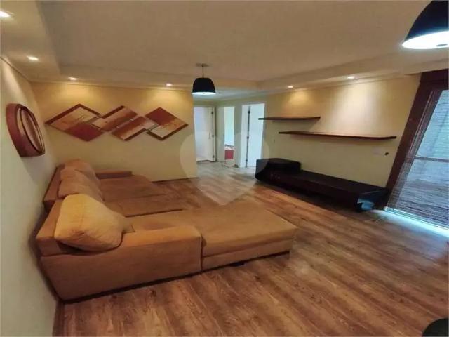 Apartamento venda em Região Imediata de São Paulo, Região Metropolitana de São Paulo