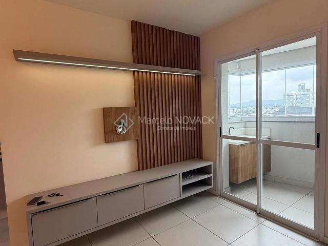 Apartamento venda em Criciúma, Região Geográfica Intermediária de Criciúma