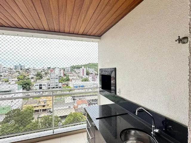 Apartamento venda em Criciúma, Região Geográfica Intermediária de Criciúma