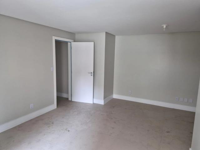 Apartamento venda em Comerciário, Criciúma