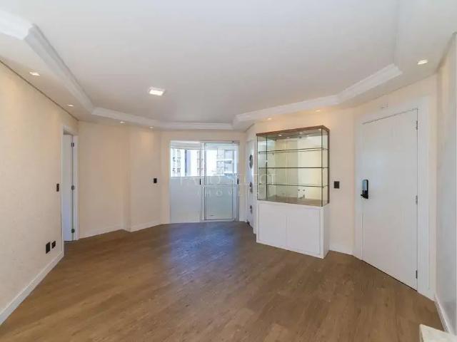 Apartamento venda em Água Verde, Curitiba