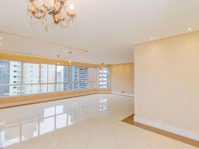 Apartamento venda em Água Verde, Curitiba