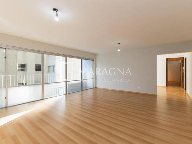 Apartamento venda em Água Verde, Curitiba