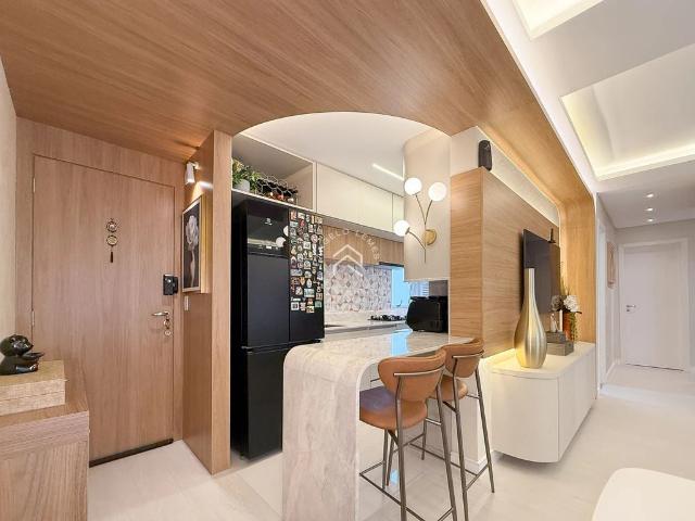 Apartamento venda em Curitiba, Região Geográfica Intermediária de Curitiba