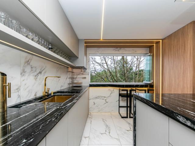 Apartamento venda em Região Geográfica Imediata de Curitiba, Região Metropolitana de Curitiba