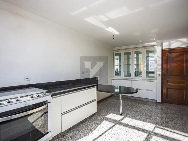 Apartamento venda em Centro, Curitiba