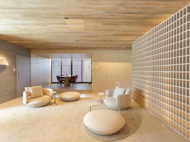 Apartamento venda em Centro Cívico, Curitiba