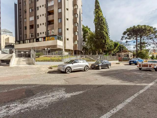 Apartamento venda em Região Geográfica Imediata de Curitiba, Região Metropolitana de Curitiba