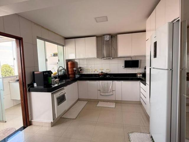 Apartamento venda em Região Geográfica Imediata de Anápolis, Anápolis