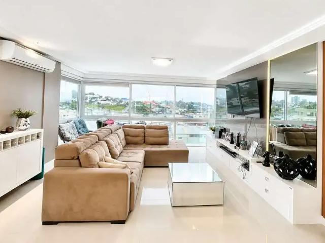 Apartamento venda em Região Geográfica Imediata de Caxias do Sul, Farroupilha