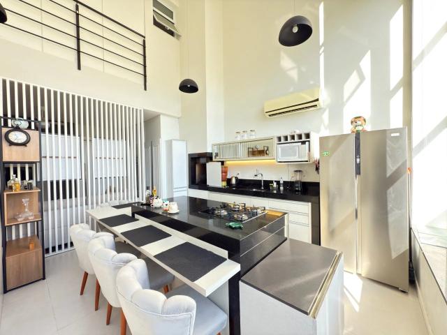 Apartamento venda em Região Geográfica Imediata de Florianópolis, Desterro
