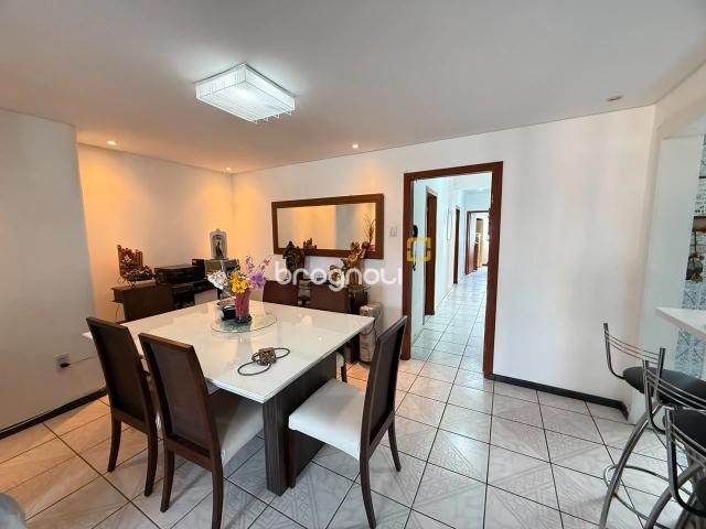 Apartamento venda em Florianópolis, Região Geográfica Intermediária de Florianópolis