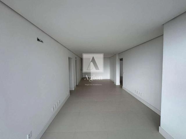 Apartamento venda em Região Geográfica Imediata de Florianópolis, Desterro