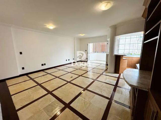 Apartamento venda em Região Geográfica Imediata de Florianópolis, Desterro