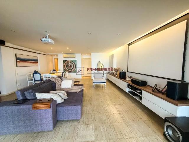 Apartamento venda em Região Geográfica Imediata de Florianópolis, Desterro