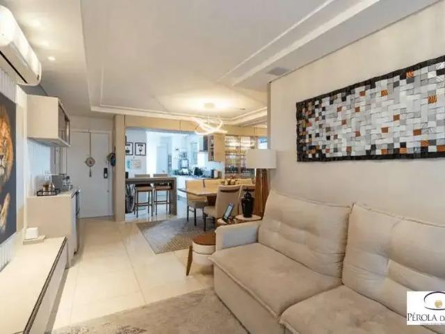 Apartamento venda em Região Geográfica Imediata de Florianópolis, Desterro