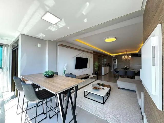 Apartamento venda em Região Geográfica Imediata de Florianópolis, Desterro