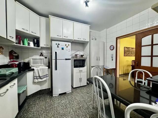 Apartamento venda em Região Geográfica Imediata de Florianópolis, Desterro