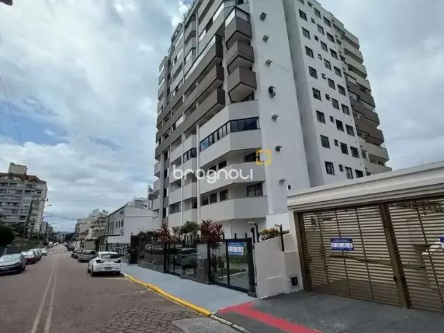 Apartamento venda em Região Geográfica Imediata de Florianópolis, Desterro