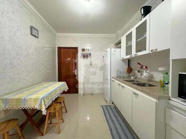 Apartamento venda em Região Geográfica Imediata de Florianópolis, Desterro