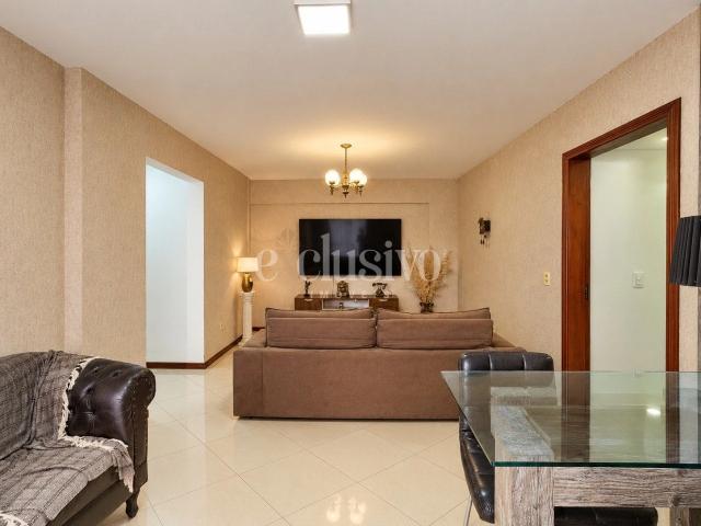 Apartamento venda em Região Geográfica Imediata de Florianópolis, Desterro