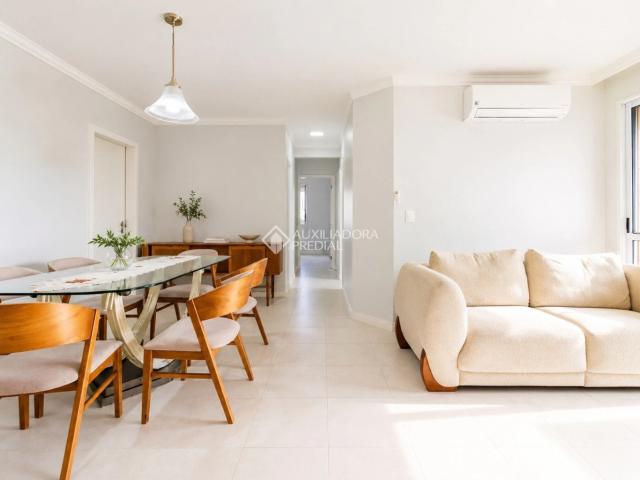 Apartamento venda em Região Geográfica Imediata de Florianópolis, Desterro