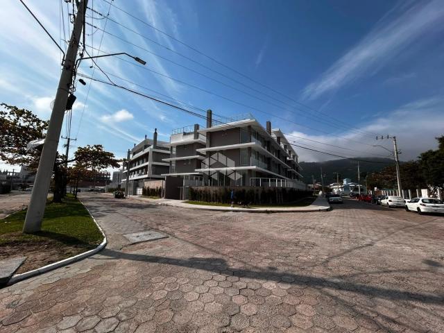 Apartamento venda em Barra da Lagoa, Florianópolis