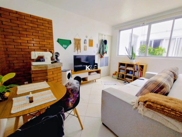 Apartamento venda em Região Geográfica Imediata de Florianópolis, Desterro