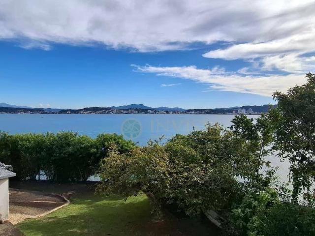 Apartamento venda em Região Geográfica Imediata de Florianópolis, Desterro