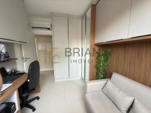 Apartamento venda em Região Geográfica Imediata de Florianópolis, Desterro