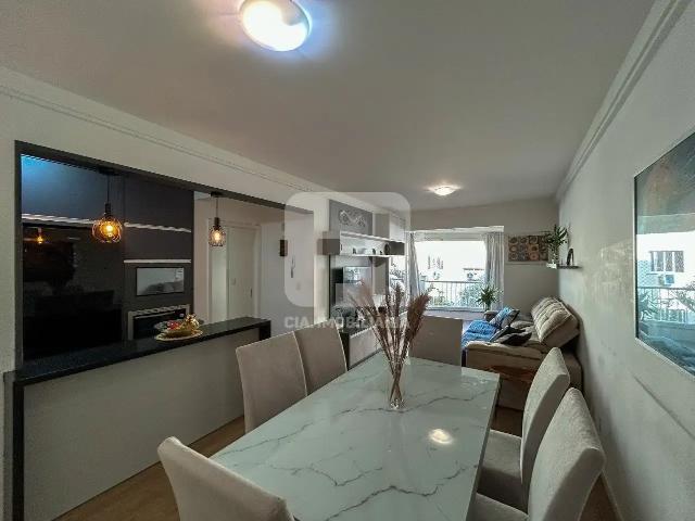 Apartamento venda em Região Geográfica Imediata de Florianópolis, Desterro