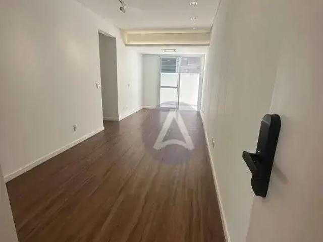 Apartamento venda em Região Geográfica Imediata de Florianópolis, Desterro