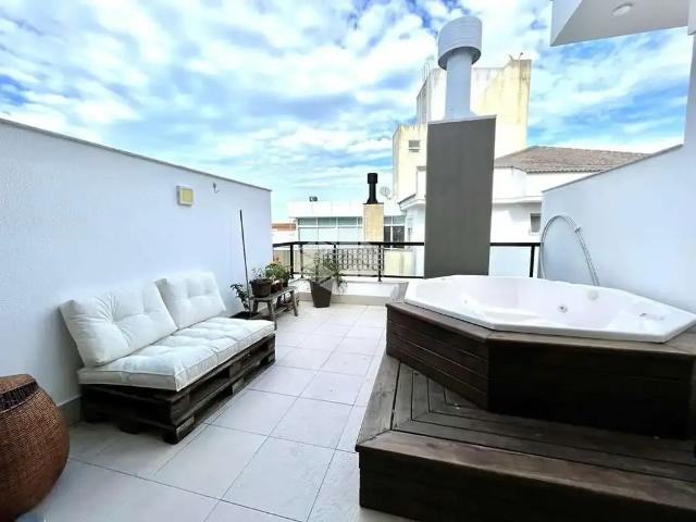 Apartamento venda em Região Geográfica Imediata de Florianópolis, Desterro