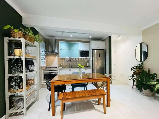 Apartamento venda em Região Geográfica Imediata de Florianópolis, Desterro