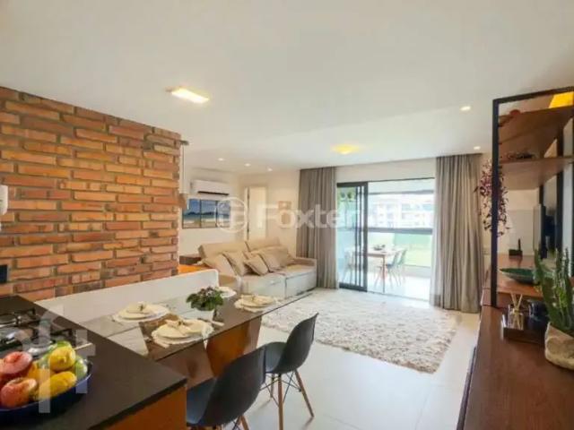 Apartamento venda em Região Geográfica Imediata de Florianópolis, Desterro