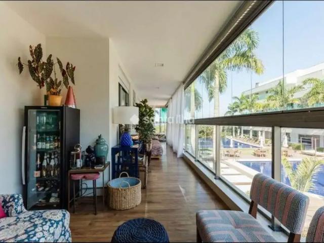 Apartamento venda em Região Geográfica Imediata de Florianópolis, Desterro