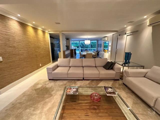 Apartamento venda em Região Geográfica Imediata de Florianópolis, Desterro