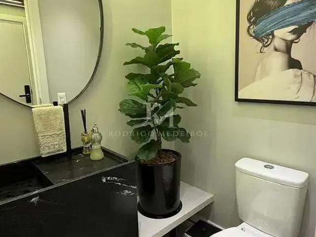 Apartamento venda em Região Geográfica Imediata de Florianópolis, Desterro