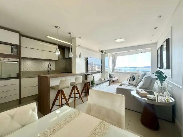 Apartamento venda em Região Geográfica Imediata de Florianópolis, Desterro