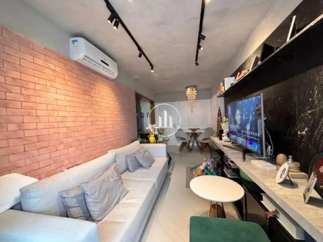 Apartamento venda em Região Geográfica Imediata de Florianópolis, Desterro