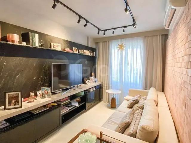 Apartamento venda em Região Geográfica Imediata de Florianópolis, Desterro