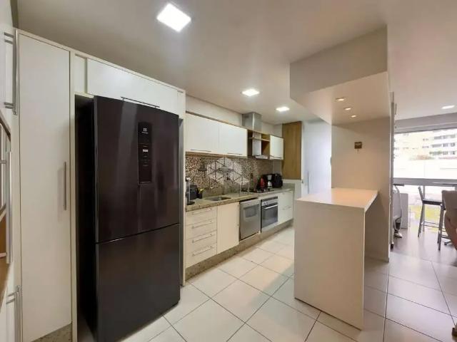 Apartamento venda em Região Geográfica Imediata de Florianópolis, Desterro