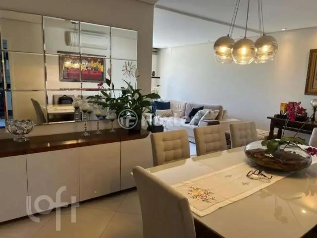 Apartamento venda em Região Geográfica Imediata de Florianópolis, Desterro