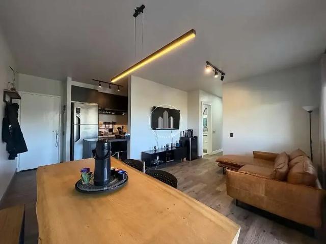 Apartamento venda em Região Geográfica Imediata de Florianópolis, Desterro
