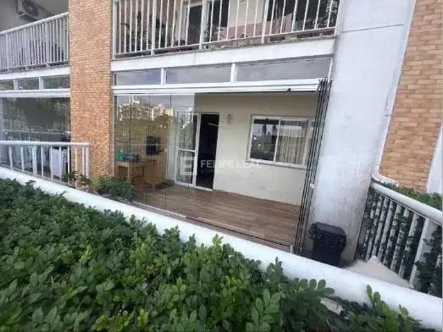 Apartamento venda em Região Geográfica Imediata de Florianópolis, Desterro