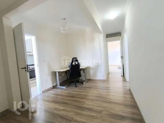 Apartamento venda em Região Geográfica Imediata de Florianópolis, Desterro