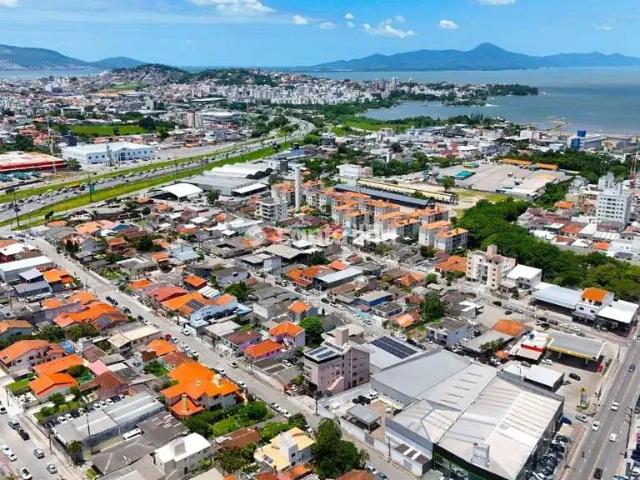 Apartamento venda em Região Geográfica Imediata de Florianópolis, Desterro