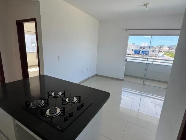 Apartamento venda em Carianos, Florianópolis