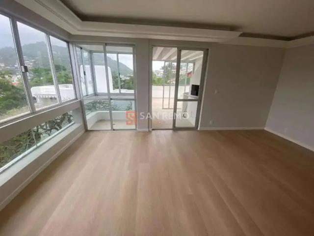 Apartamento venda em Região Geográfica Imediata de Florianópolis, Desterro